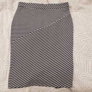 Banana Republic Black and White Striped Pencil Skirt